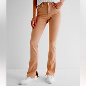 Kick flare midrise tan jeans